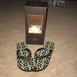 Coach flip flops